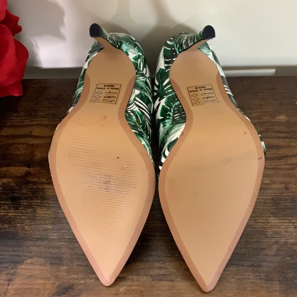 Shoe Republic Tropical Palm Leaf Printed Glossy Patent Leather Heels 👠 size 8 - Picture 6 of 6